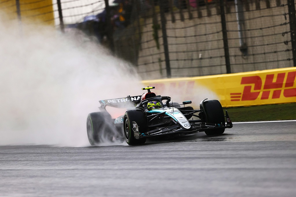 Lewisas Hamiltonas Mercedes
