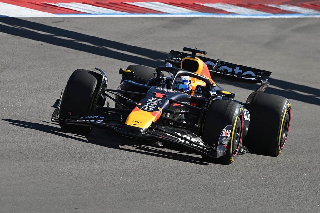 Maas Verstappenas Red Bull