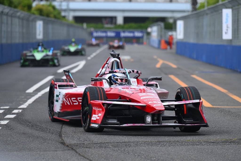 Oliveris Rowlandas Nissan