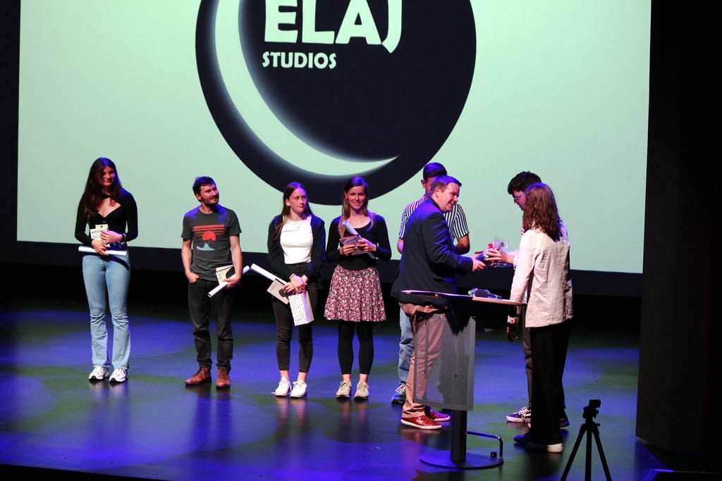 Bürgermeister Florian Eiben gratuliert