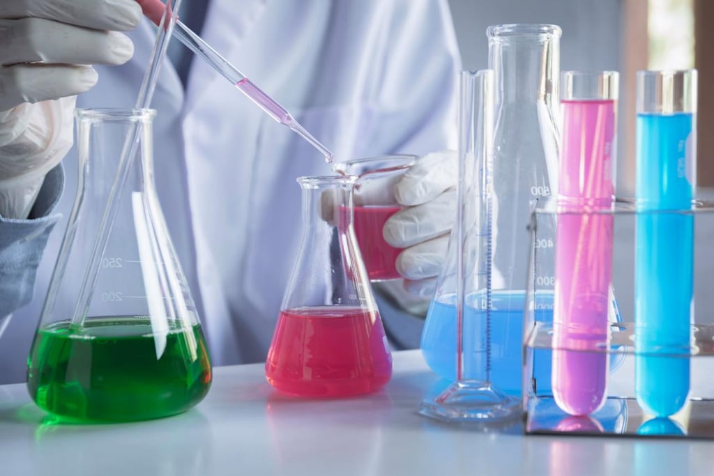 Chemical quality testing in laboratory by reliable chemical suppliers
