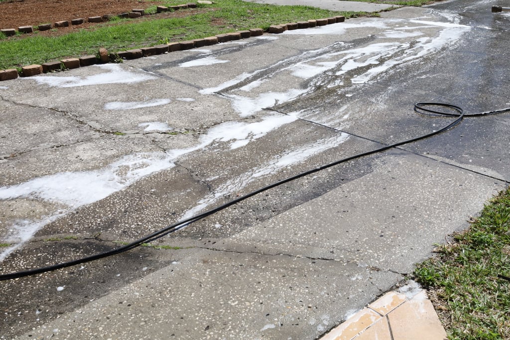 Pressure washing driveway