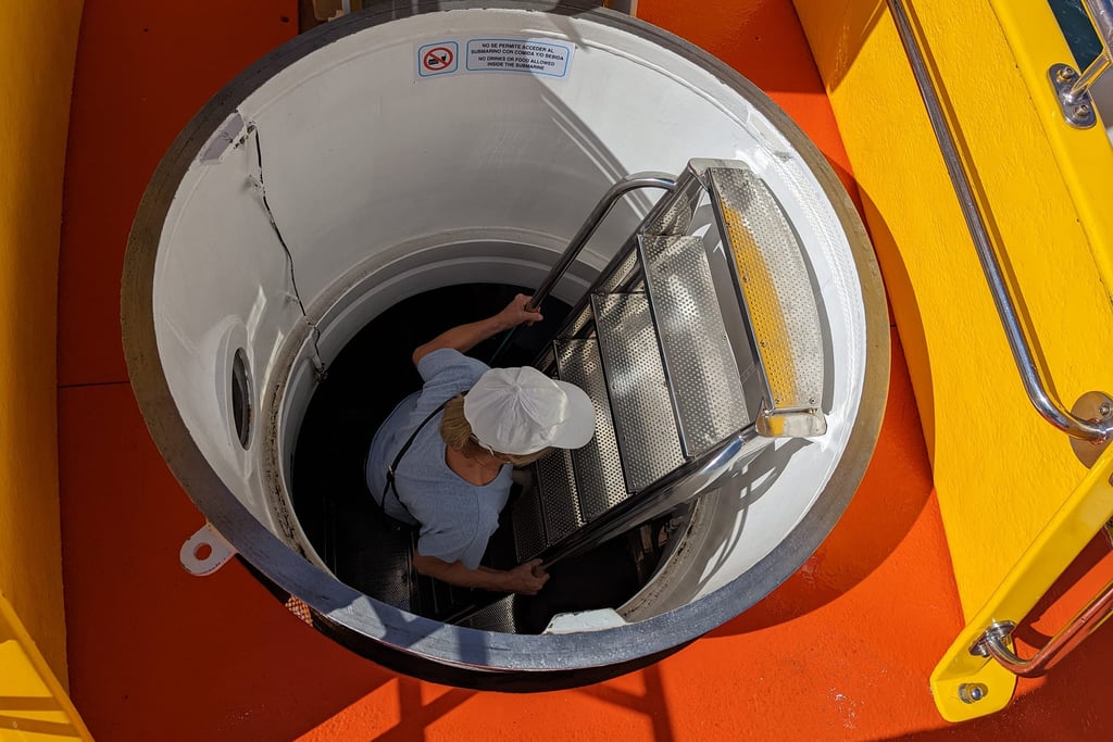 Entry point into the yellow submarine in Puerto de Mogan