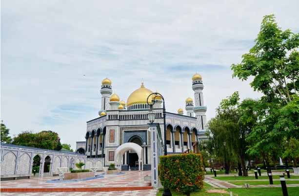  Jumeirah Mosque