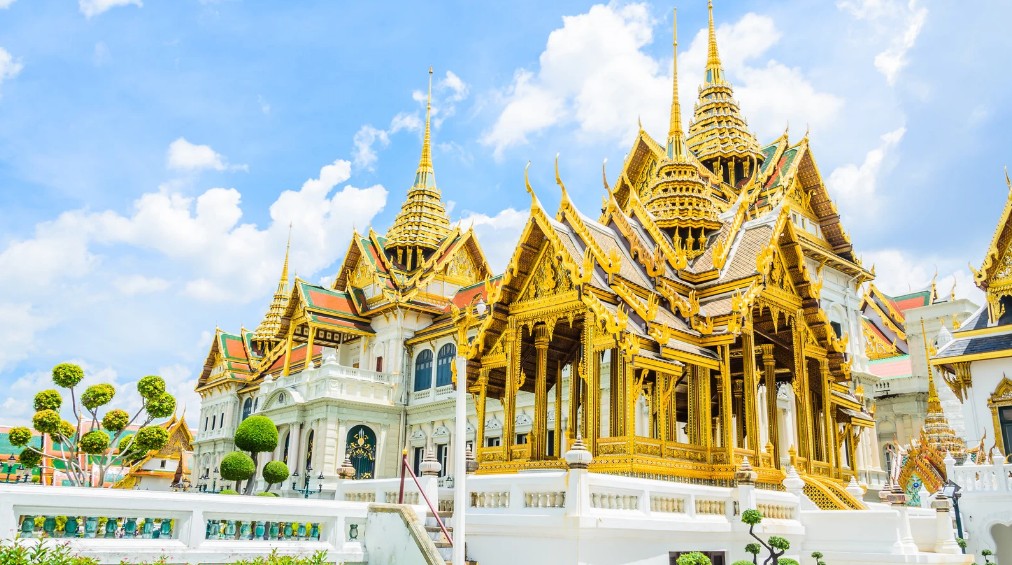1. Grand Palace and Wat Phra Kaew, Bangkok