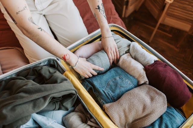 Roll, Don’t Fold, Your Clothes