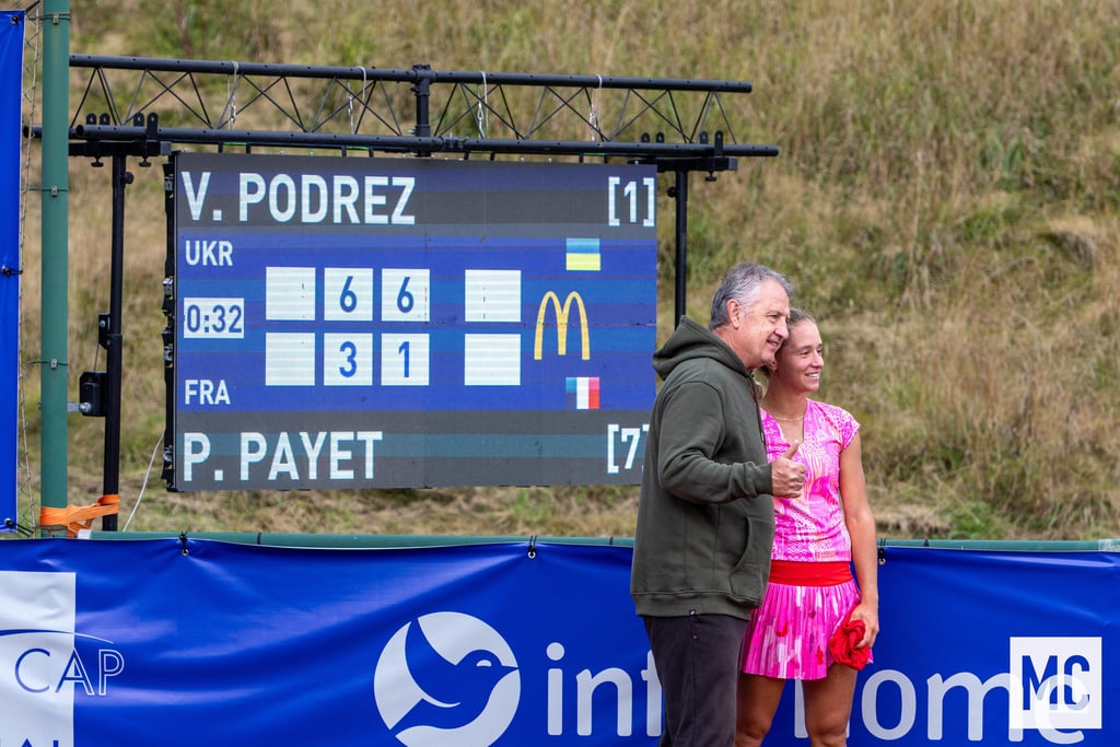 joueuse de tennis gagnante du match