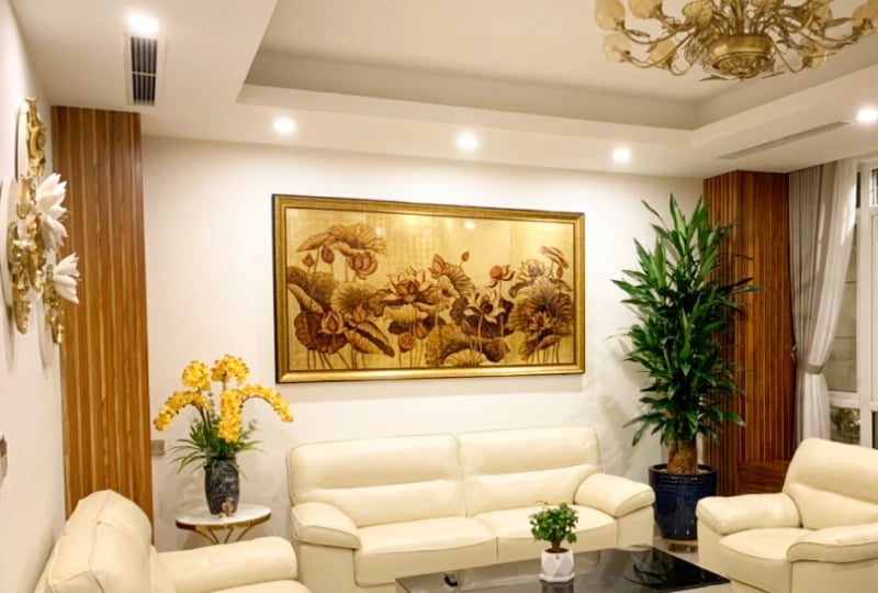 tranh phong sen phòng khách