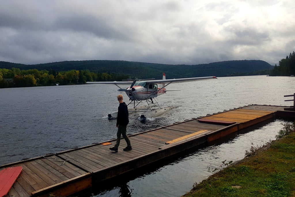 L'atterrissage sur le lac : le retour à la réalité L'atterrissage sur le lac est aussi impressionna