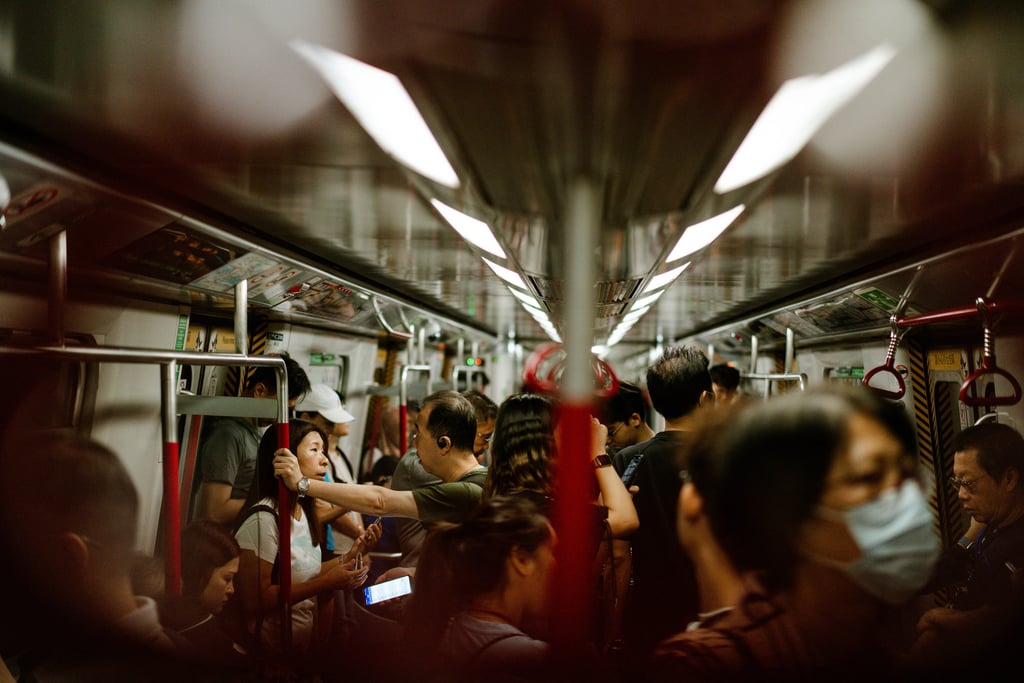 proofigooutside, hongkong, train