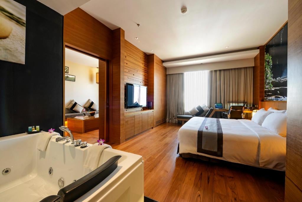 Deluxe Suite at Horizon Hotel Kota Kinabalu