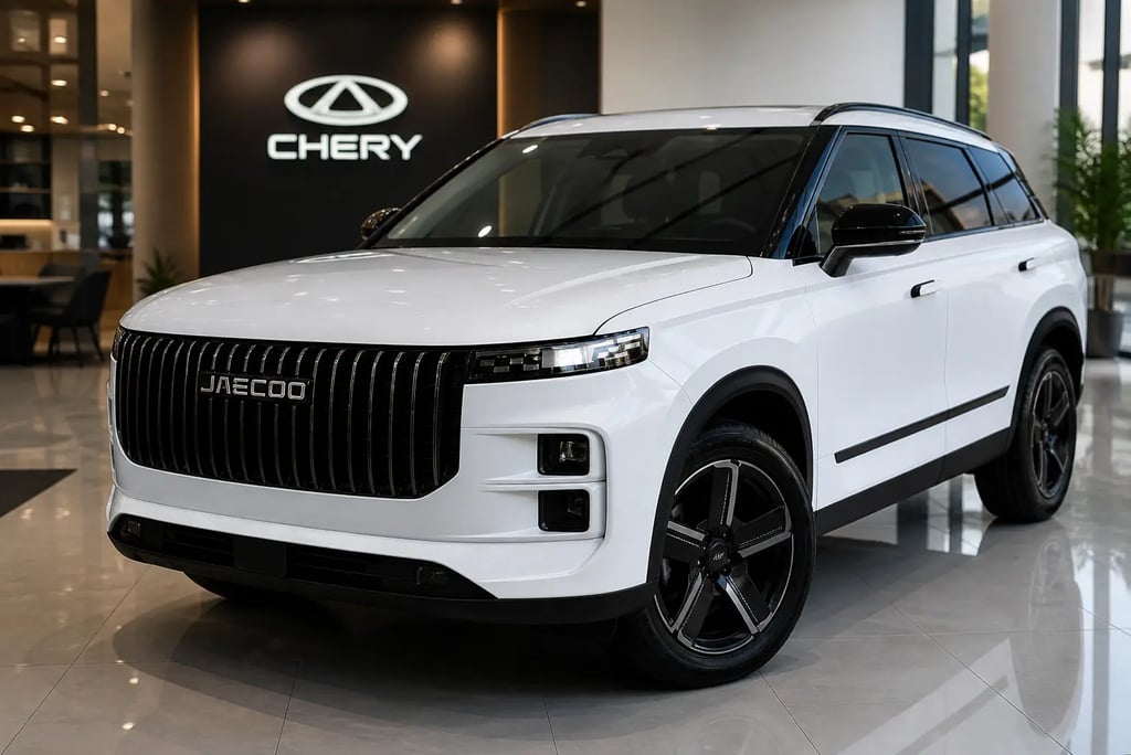 suv chery em showroom com design moderno inspirado em toyota e tecnologia tesla