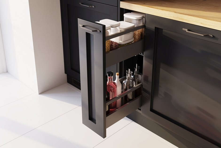 Dwupoziomowy system cargo wysunięty z szafki dolnej.