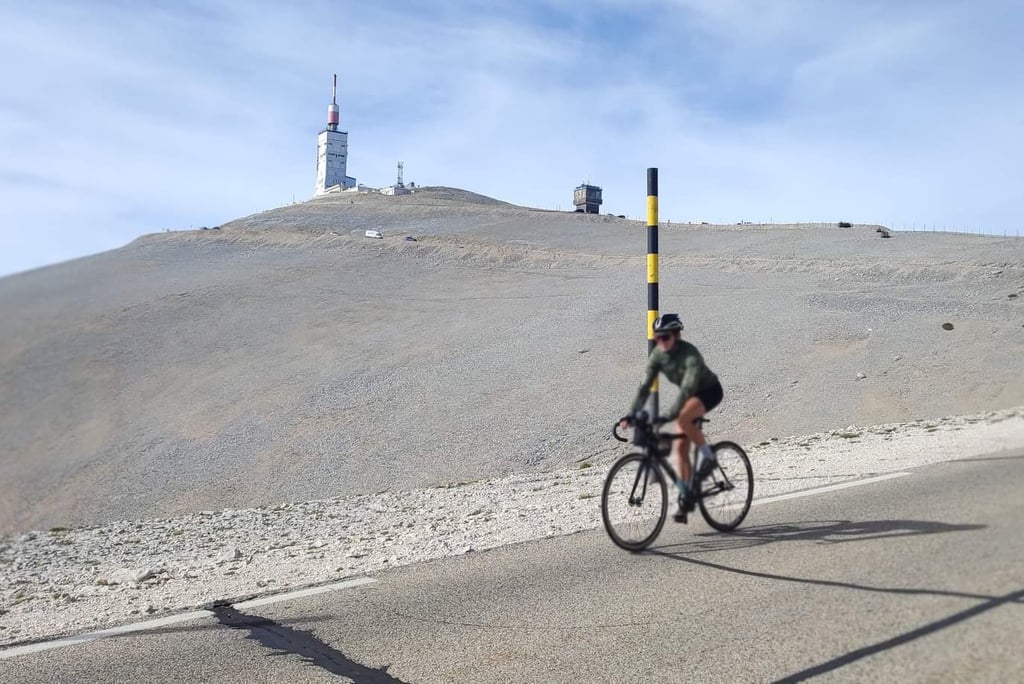 Cycliste sur le Mont Ventoux