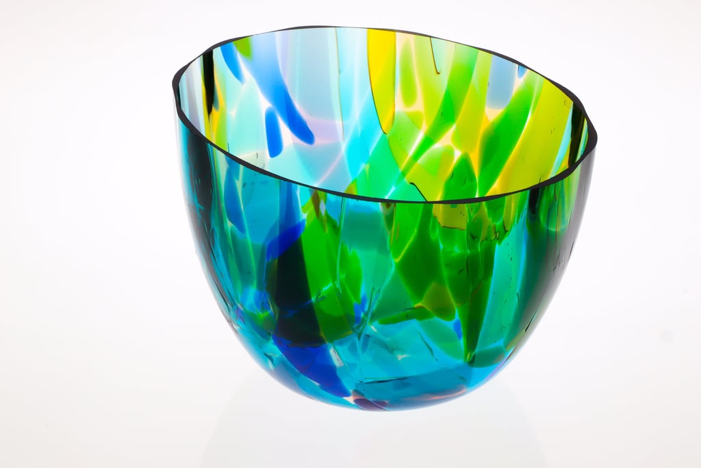 Bowls of glass made by using drop molds