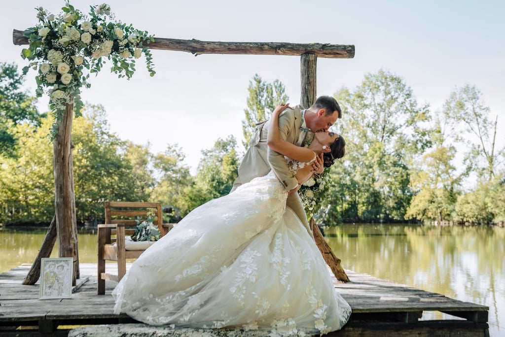 photographe mariage charente maritime cérémonie laïque émotion en extérieur