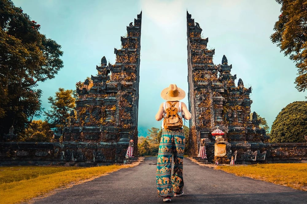 Handara Gate