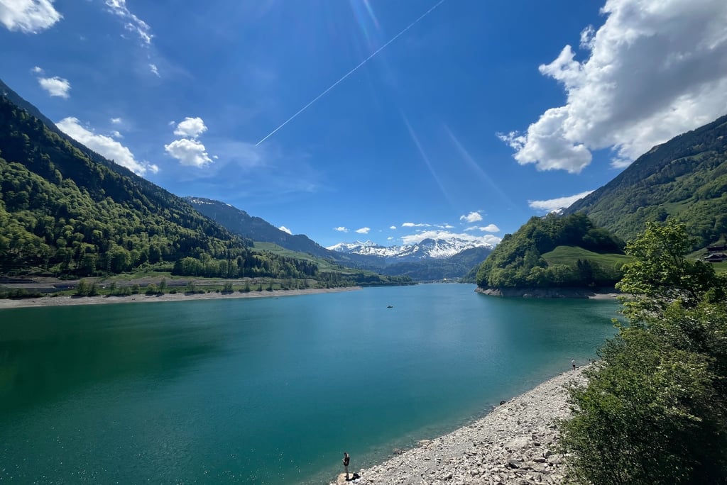 Looking out over Lake Lungern at the Swiss Alps