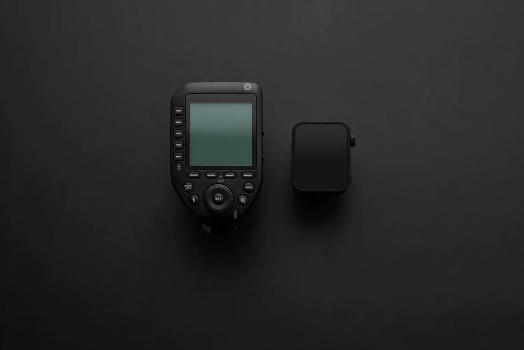 Godox XPRO II vs. Godox X3 flash trigger