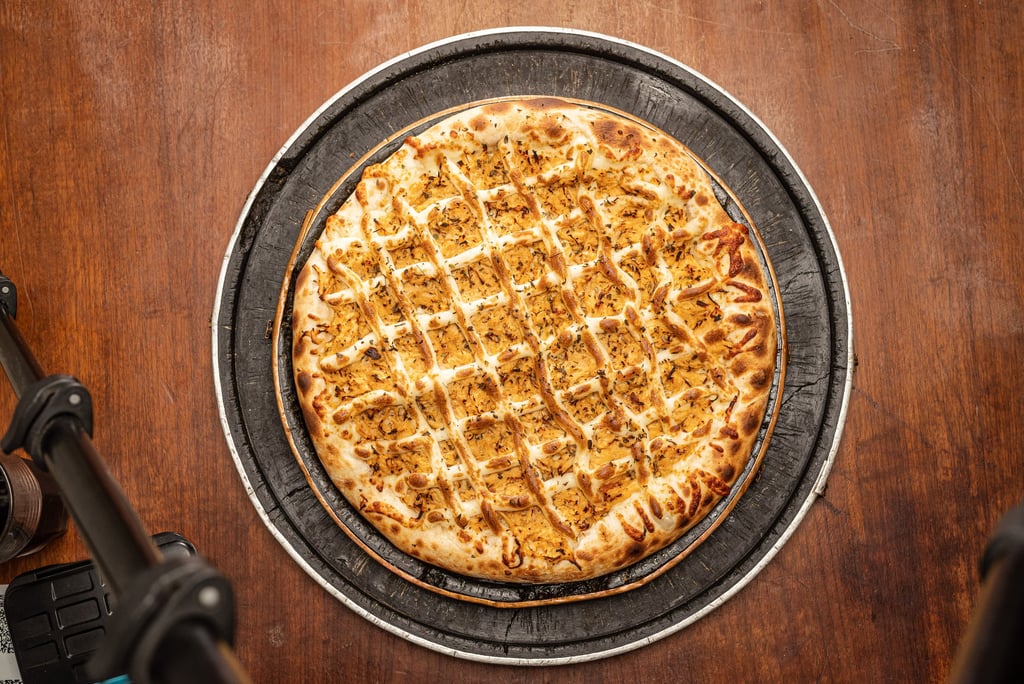 Pizzaria em Porto Alegre da Marquês Pizzaria com  frango com catupiry