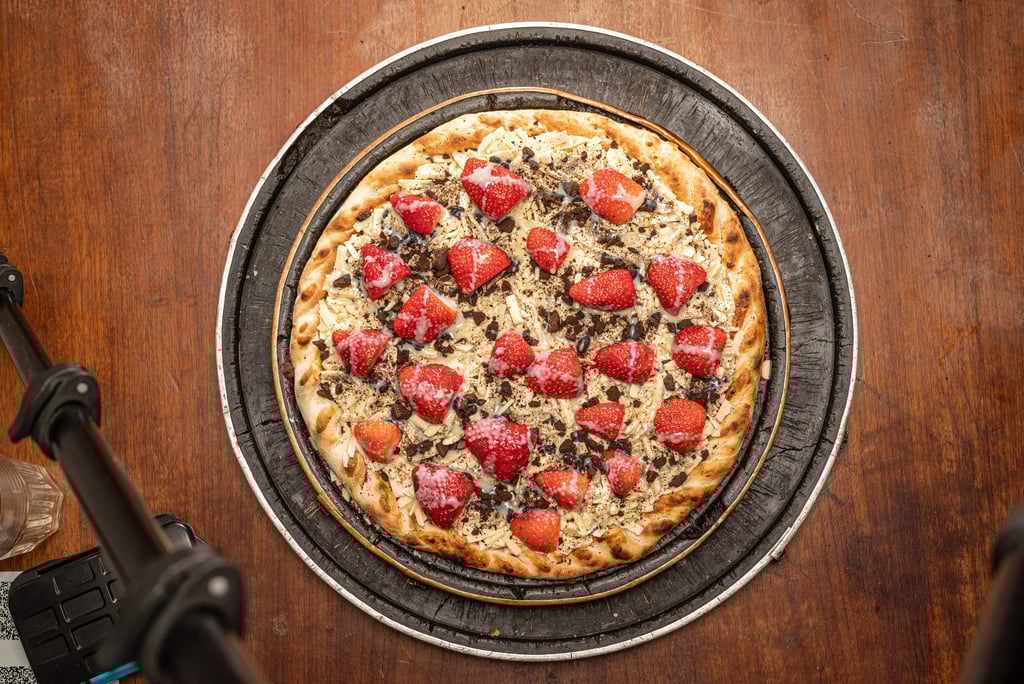 Pizzaria em Porto Alegre da Marquês Pizzaria , pizza doce deliciosa