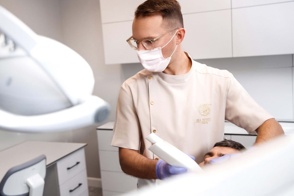 Profesionalūs verslo, linkedin portretai, kadrai odontologijos klinikoms Vilniuje Kaune, asmeninis įvaizdis