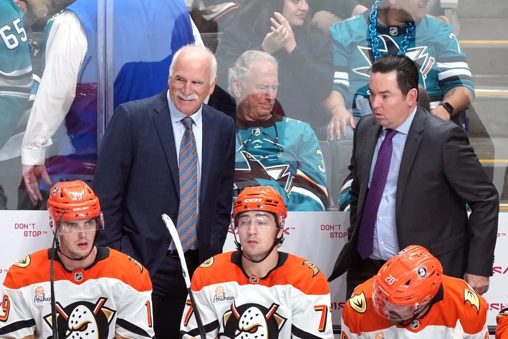 Joel Quenville (Head Coach) and Jay Woodcroft (Assistant Coach) of the Anaheim Ducks during the 2025-26 season