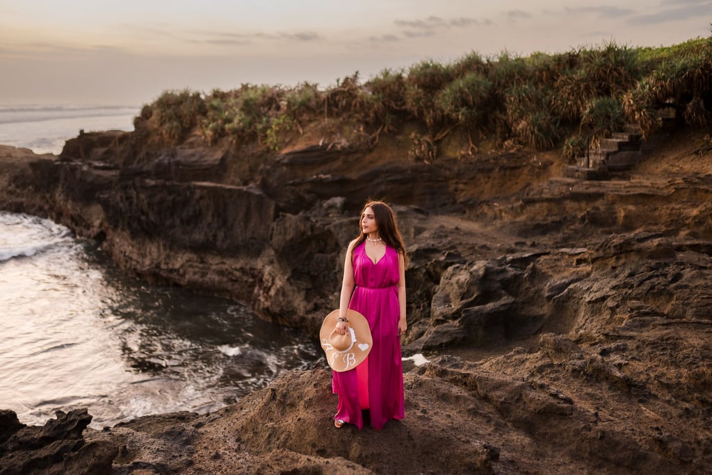 Portrait session overlooking ocean cliff at Alila Soori Tabanan Bali