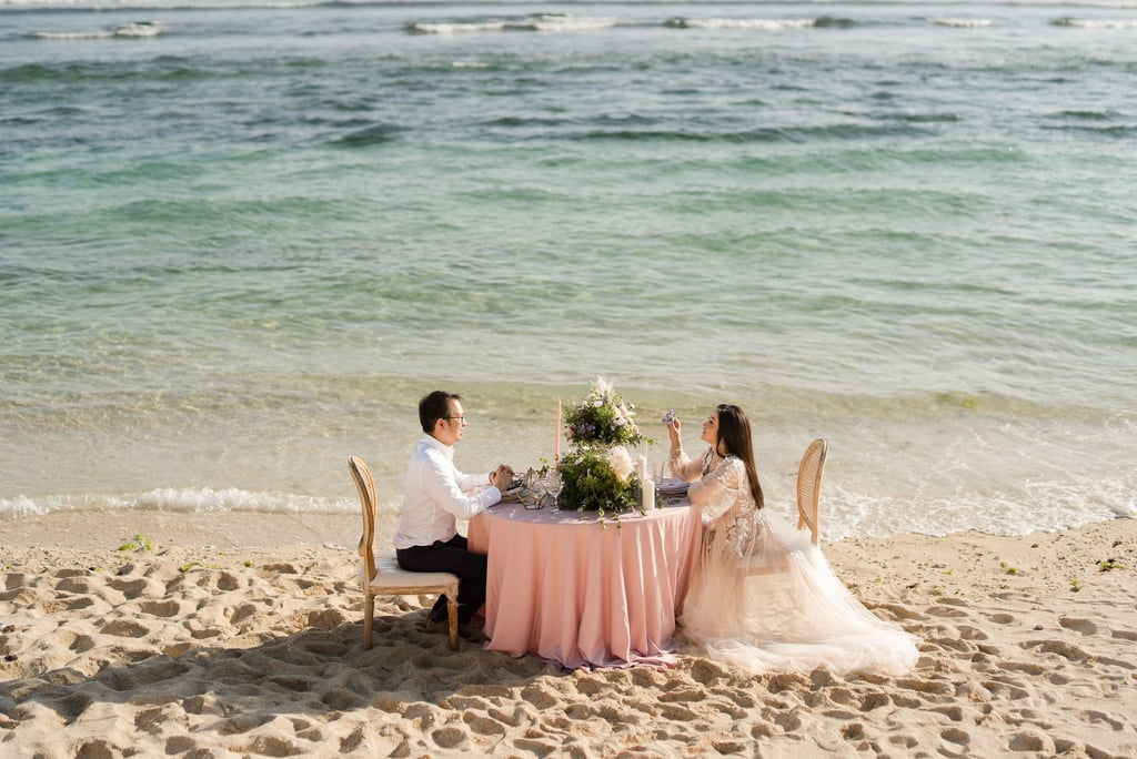 Wide ocean view prewedding session at Melasti Beach Ungasan South Bali