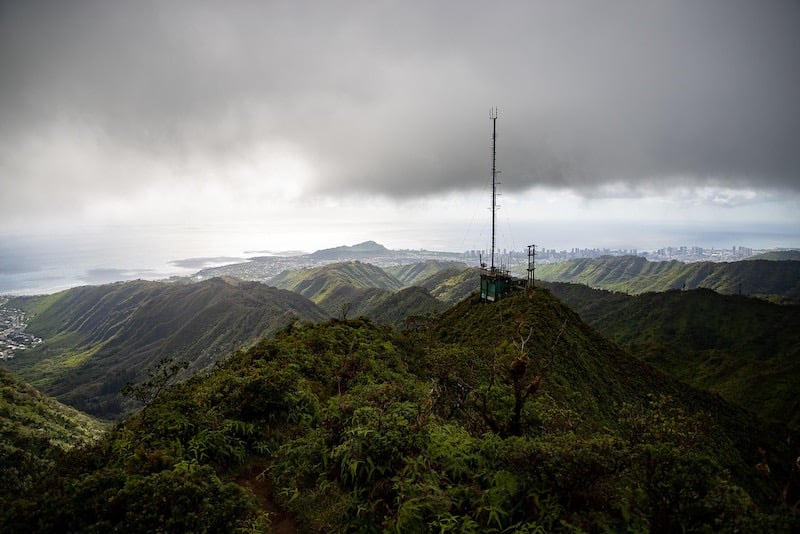 Wiliwilinui Ridge Trail O'ahu Hawai'i 