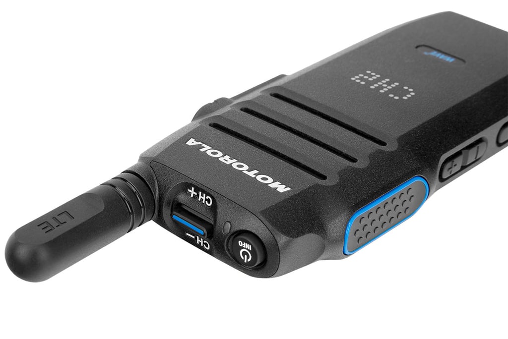 Radio Motorola TLK100 para plataforma PoC WAVE PTX de Motorola