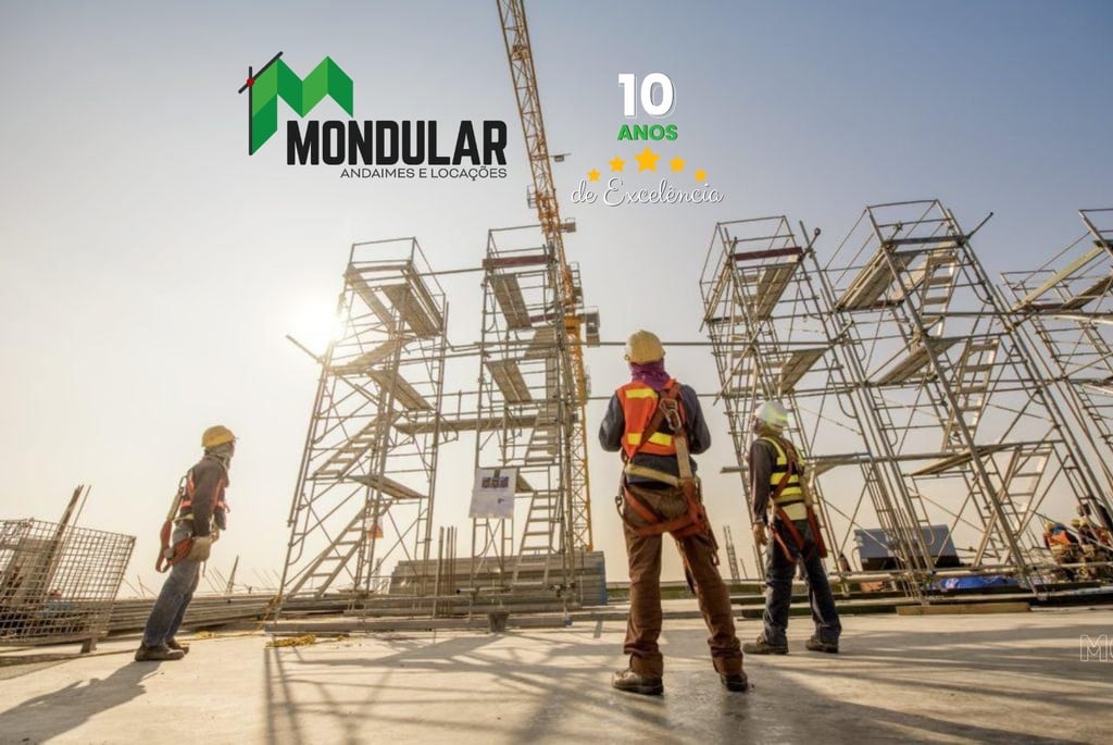 Obra com Andaime Mondular