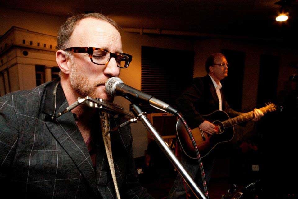 Clifton Castelloe - Acoustic guitarist for hire