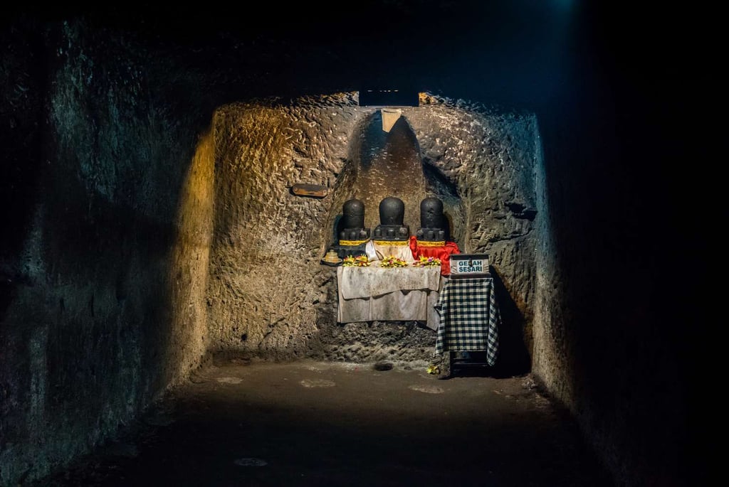 Inside Goa Gajah Temple
