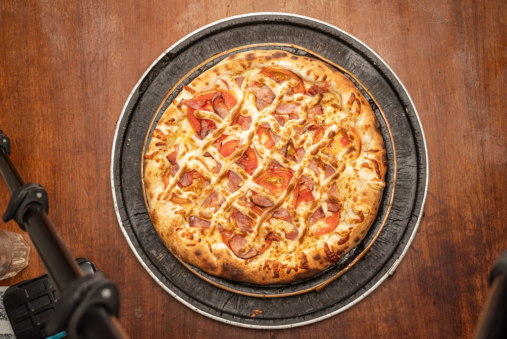 Pizzaria em Porto Alegre da Marquês Pizzaria com  La pizza