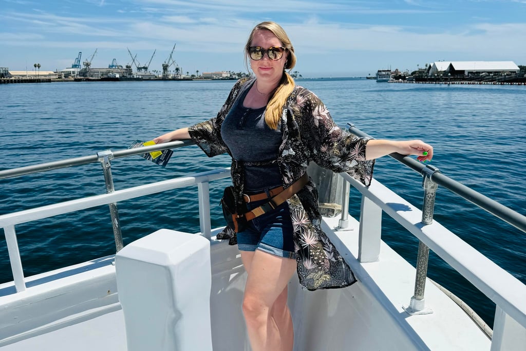 femme sur un bateau