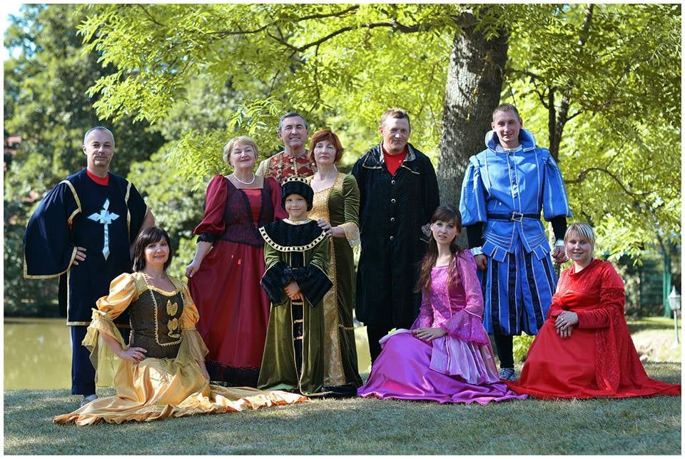 Istoriniai kostiumai