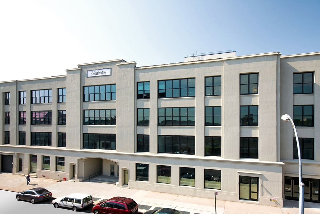 Office for Brooklyn Chiropractors: Well Adjusted