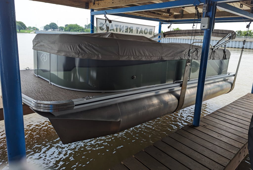 Avalon Pontoon Rental Boat