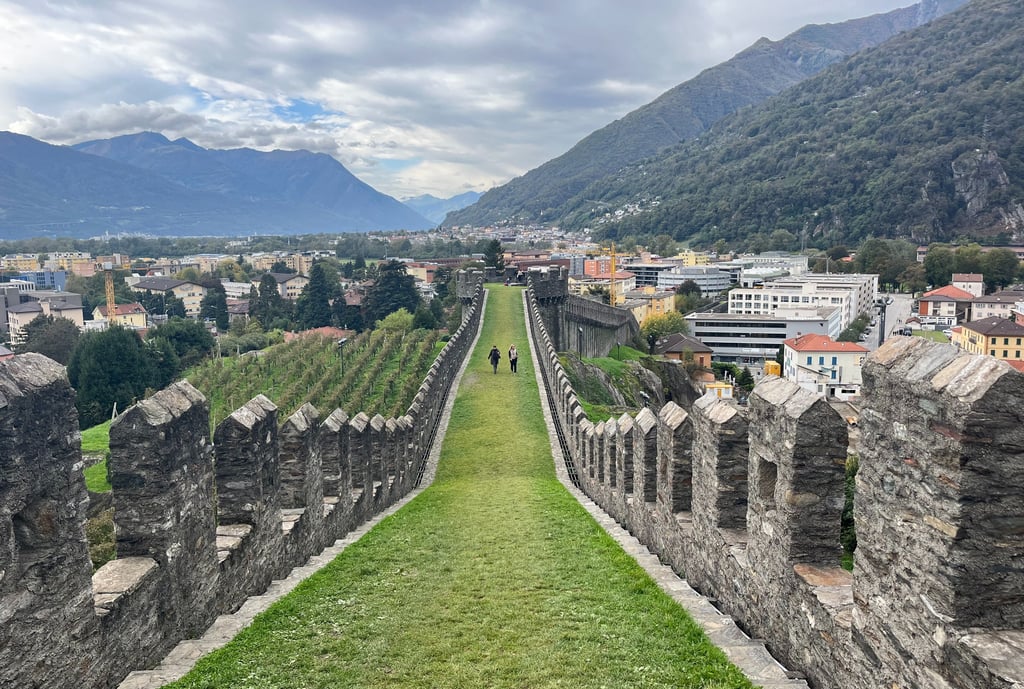 The Murata going through Bellinzona