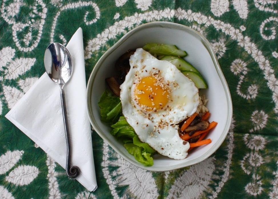 bi bim bap, Korean rice bowl with fried egg on top