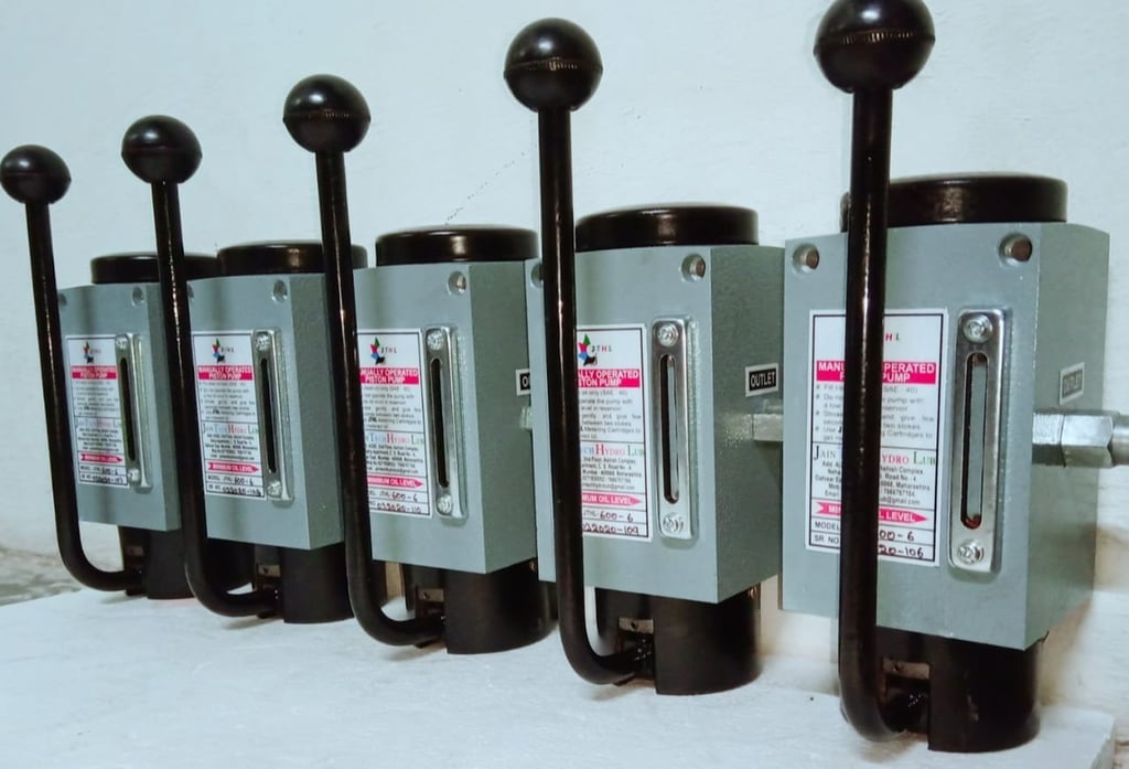 Manual lubrication Pumps used in wide range of lubrication applications