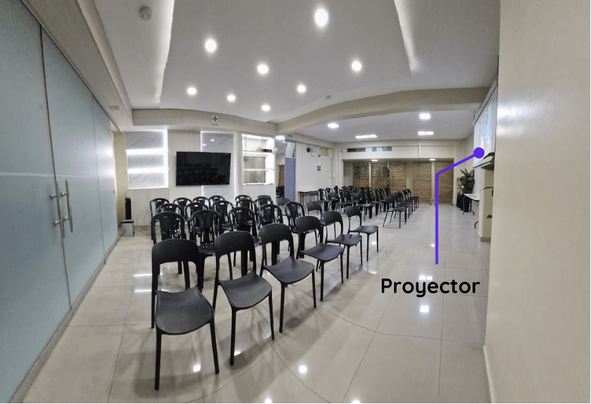Auditorio con 50 sillas