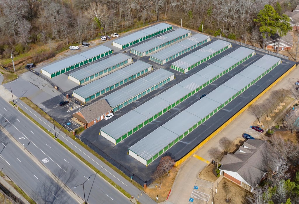 Aerial view of Alcoa Road Storage at 6111 Alcoa Road in Benton, Arkansas
