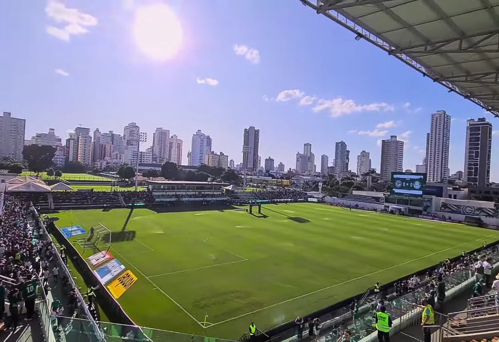 Estádio Hailé Pinheiro, Serrinha, Goiânia/GO