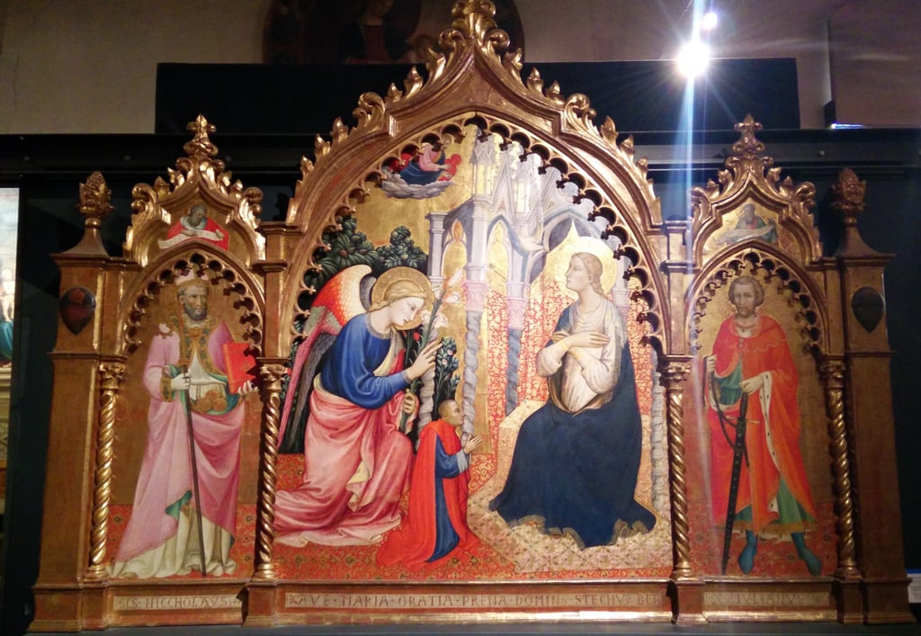Altarpiece with annunciation scene and two saints, 15th c., Museo civico d'arte antica, Pistoia