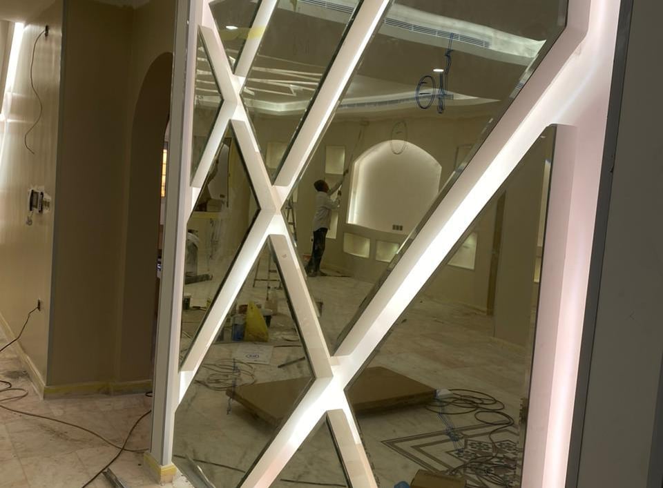 معلم تركيب زجاج مكه