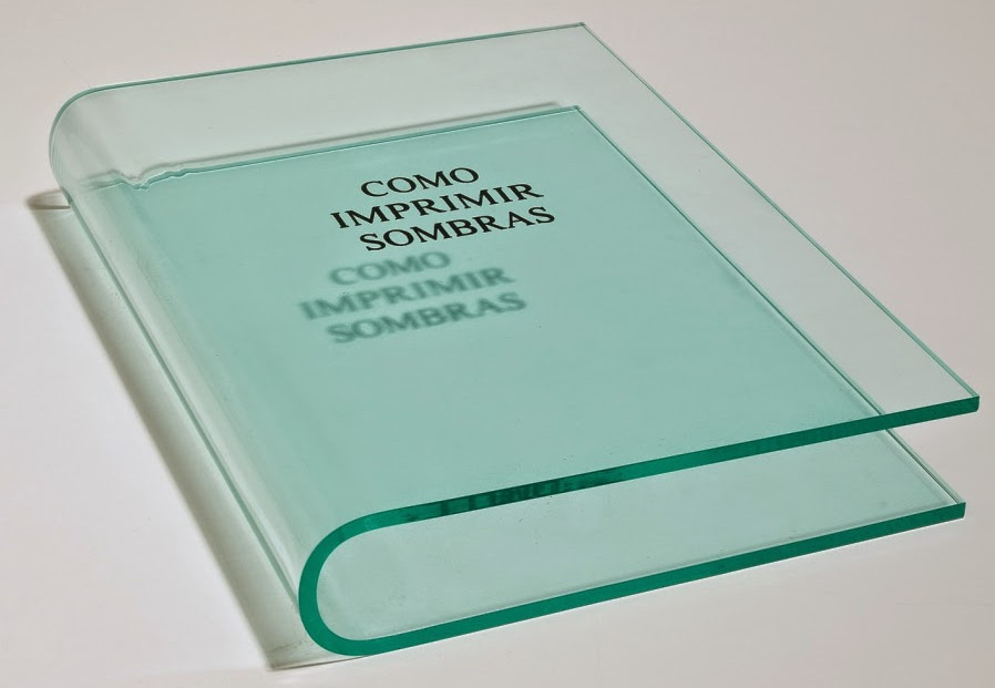 Livro Como imprimir sombras, Waltercio Caldas. Foto: Carbono Galeria.