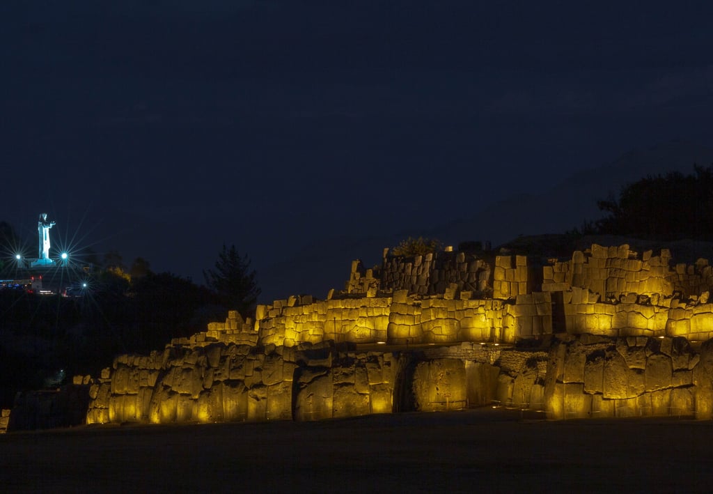 What to Eat at High Altitude in Peru — Best Foods for Acclimatization & Energy