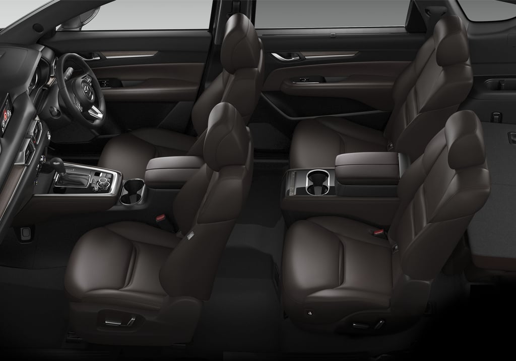 Interior Mazda CX-8 Luas